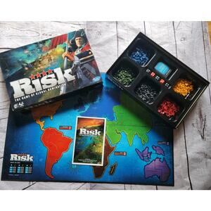 Hasbro Risk Board Game Complete Excellent Condition Game of Global Domination